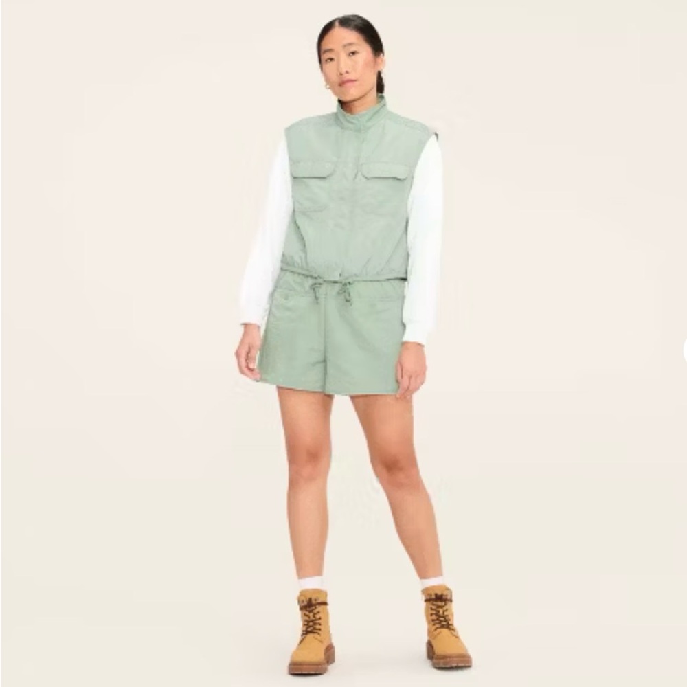 Woolrich x Target Green Sleeveless‎ Utility Vest and Shorts